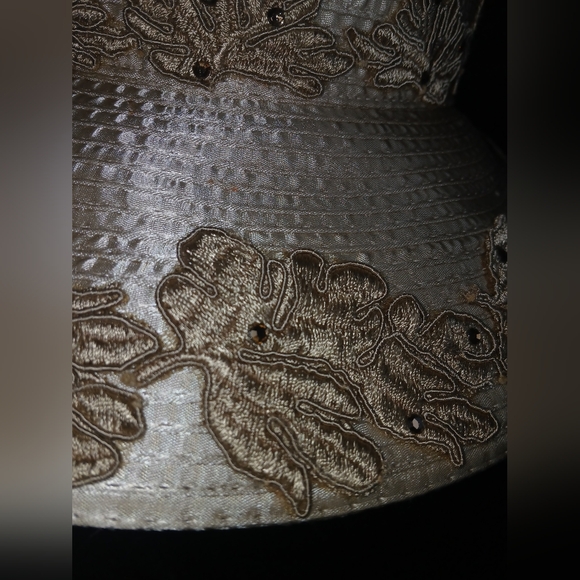 Elegant Tan And Brown Women's Hat - Picture 5 of 6